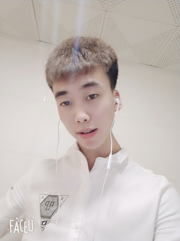 晚枫的第三张照片--长治交友中心